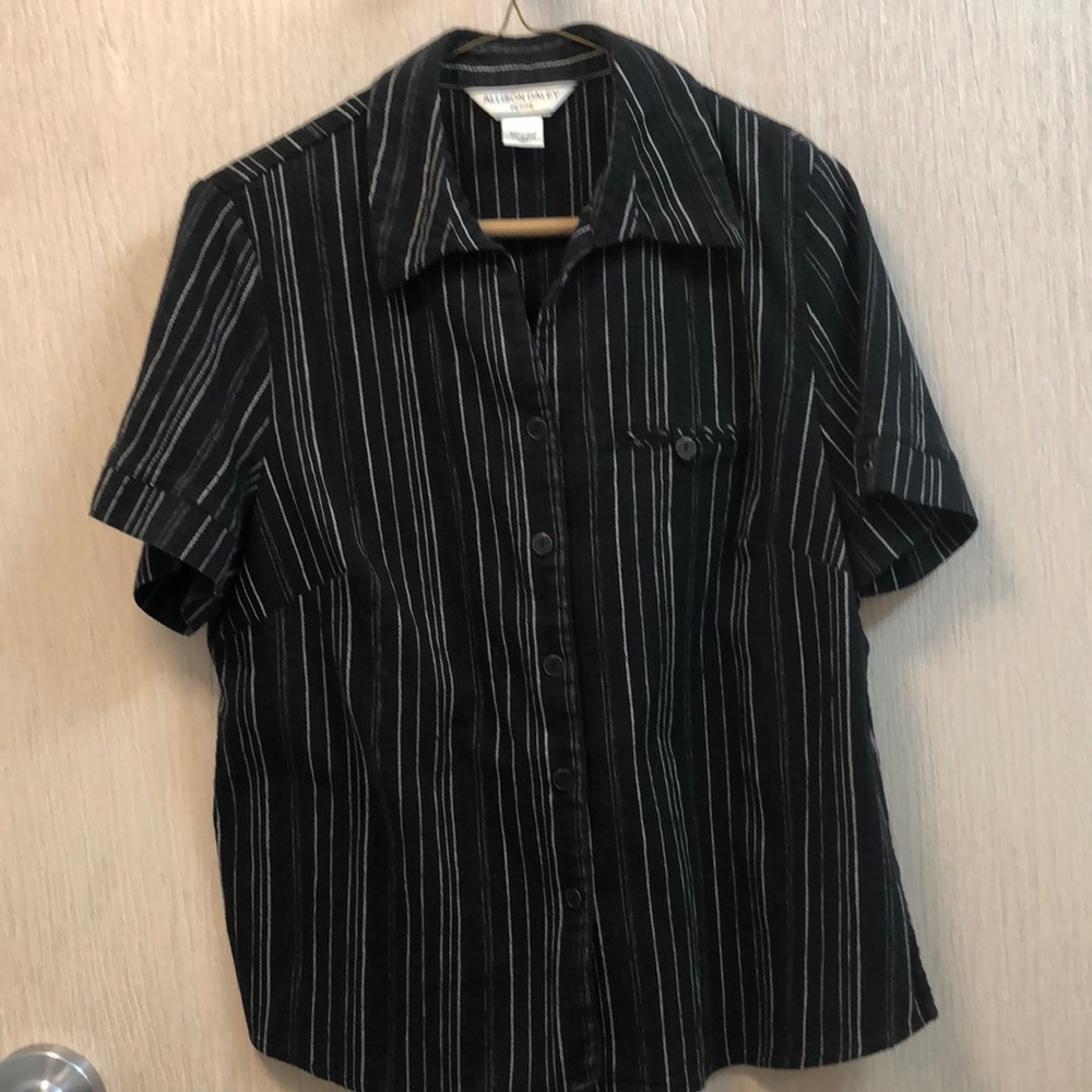 Allison Daley Petite black and gray striped shirt